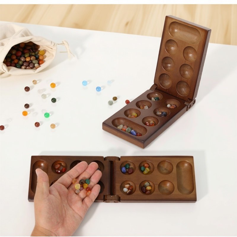 Board Game Family - 古代マンカラアフリカチェスセット 必須のボードゲーム 高品質の木製 素晴らしい石粒 家族で楽しめるパーティーゲーム