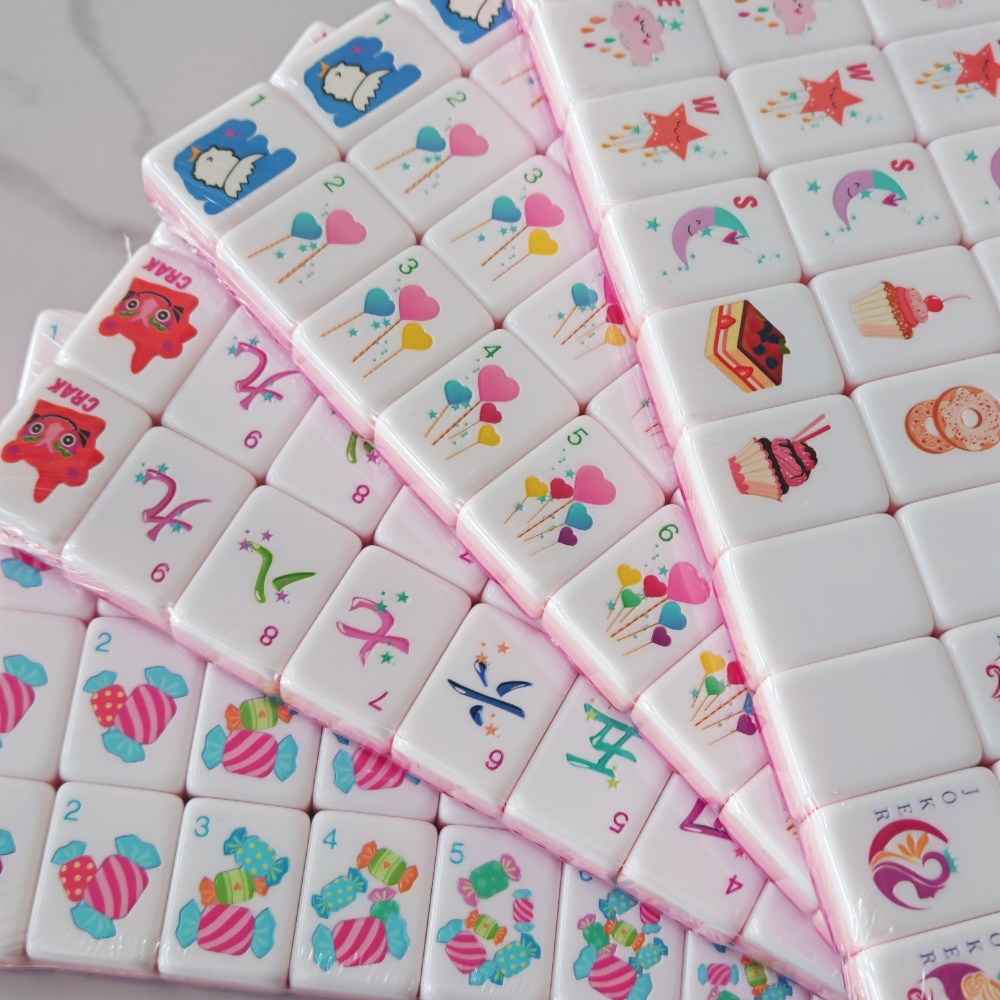 ローズレッドカスタムアメリカン麻雀セット4層アクリル高級彫刻 - Board Game Mahjong のレビューと価格