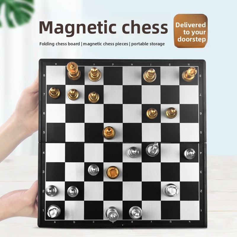 マグネティックゴールドシルバーチェスセット 折りたたみ式チェ - Magnetic Travel Chess のレビューと価格
